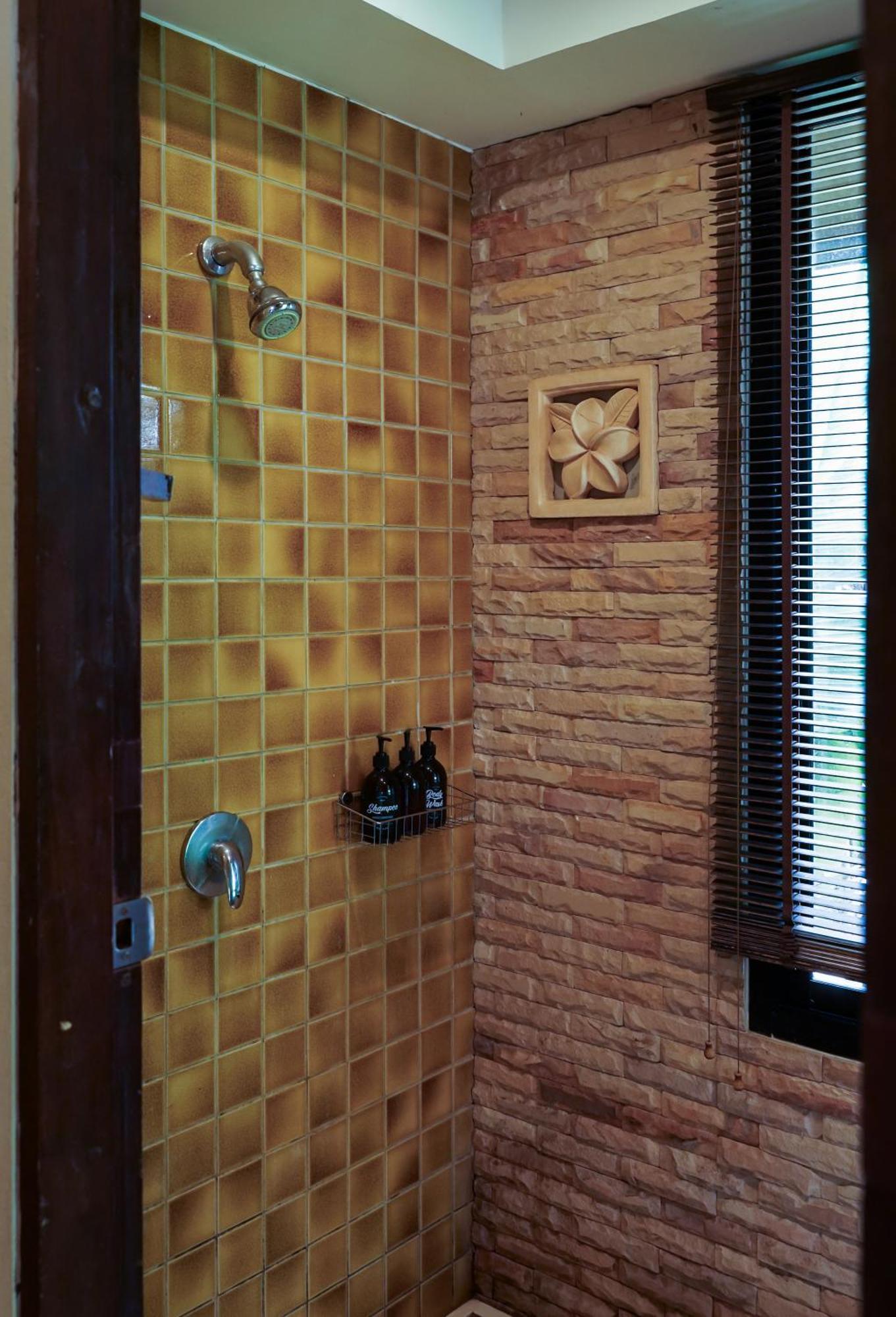 Large 4 Bed Villa Short Walk To Maenam Beach Mae Nam Luaran gambar